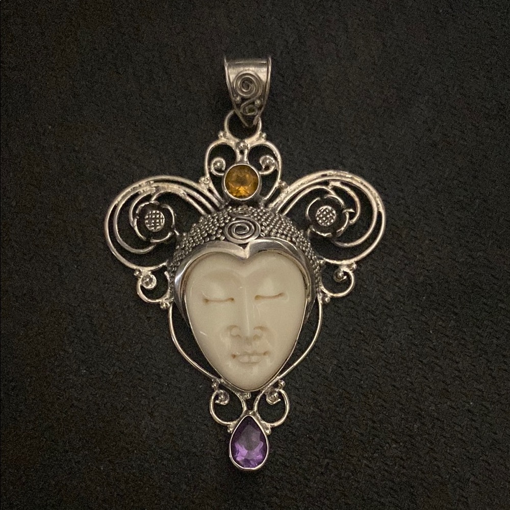 💜Gorgeous Moon Face with Sterling Filigree and Gemstone Accents💜